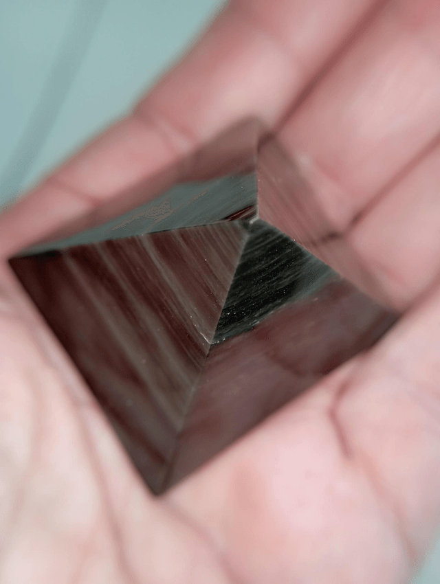 Pyramide en oeil Céleste 