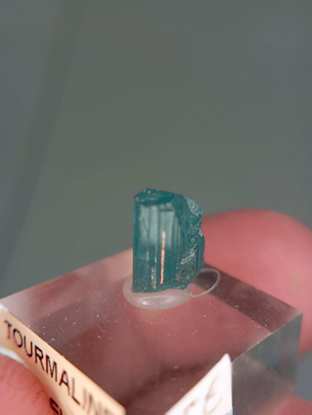 Tourmaline bleu (rare)