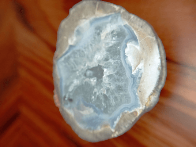 Geode Célestine 1
