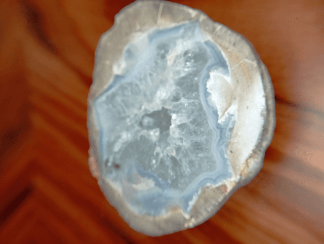 Geode Célestine 1